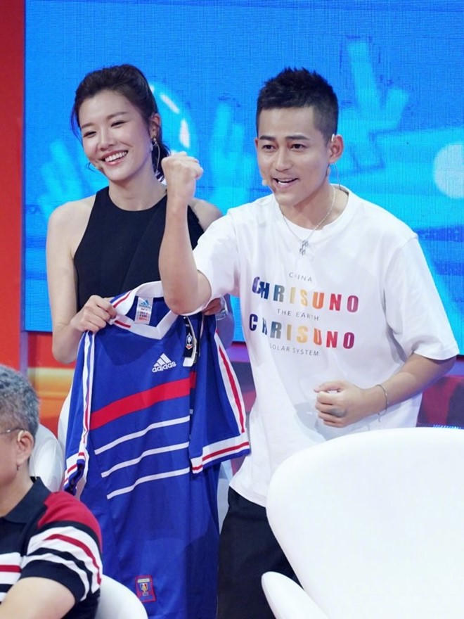 nu mc xinh dep khien cac tuyen world cup khiep so vi tai "du doan nguoc" hinh anh 6