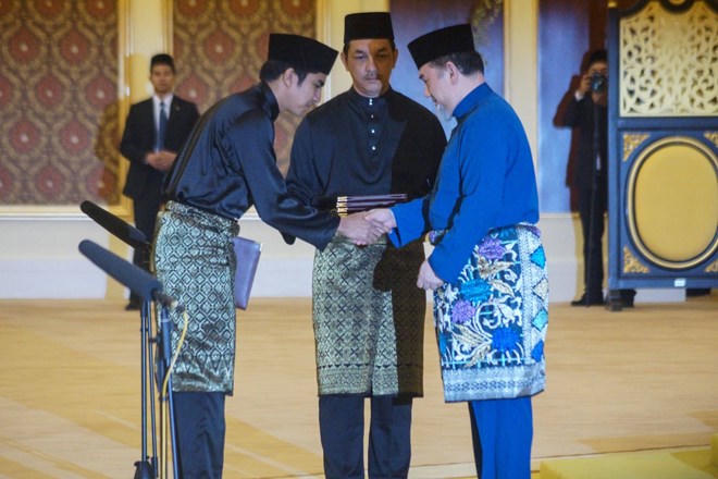 Tân Bộ trưởng Malaysia 25 tuổi, là fan của Manchester United