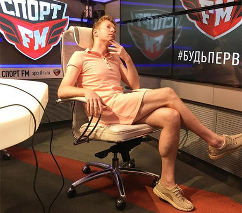 Sofronovđang suy nghĩ nên đưa ra lời hứa gì tiếp theo, nếu Nga vượt qua Croatia ngày 7/7tới. Ảnh: Instagram