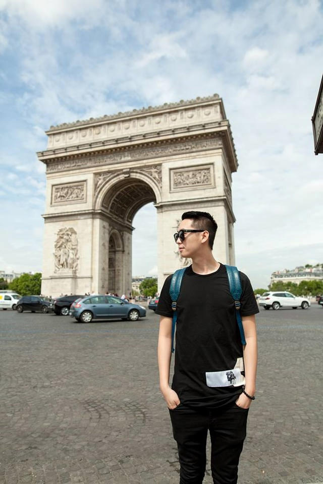 Dương Đức Anh từng đi du học tại Canada, chuyên ngành Thương mại.