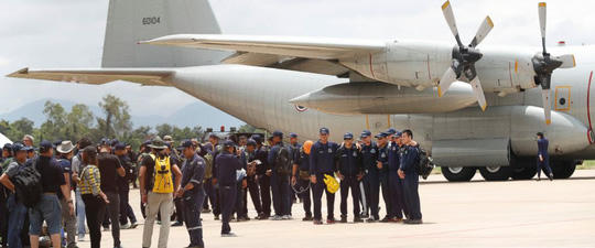 Ai trả tiền cho chiến dịch giải cứu đội bóng mắc kẹt? - Ảnh 1.