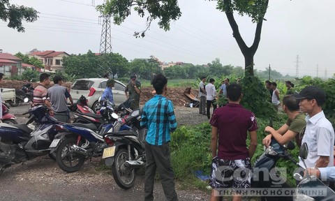 Thanh niên gục chết bất thường bên đường Hà Nội