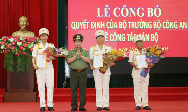 Công bố loạt quyết định nhân sự Quân đội, Công an