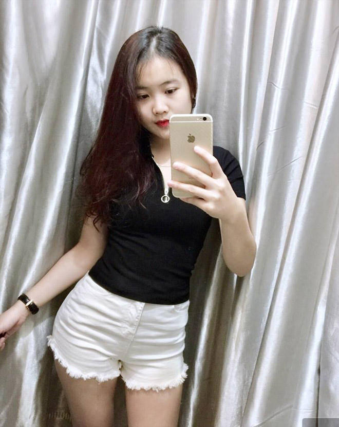 van hau u23 lap sieu pham, ban gai xinh nhu hot girl bi san lung hinh anh 5