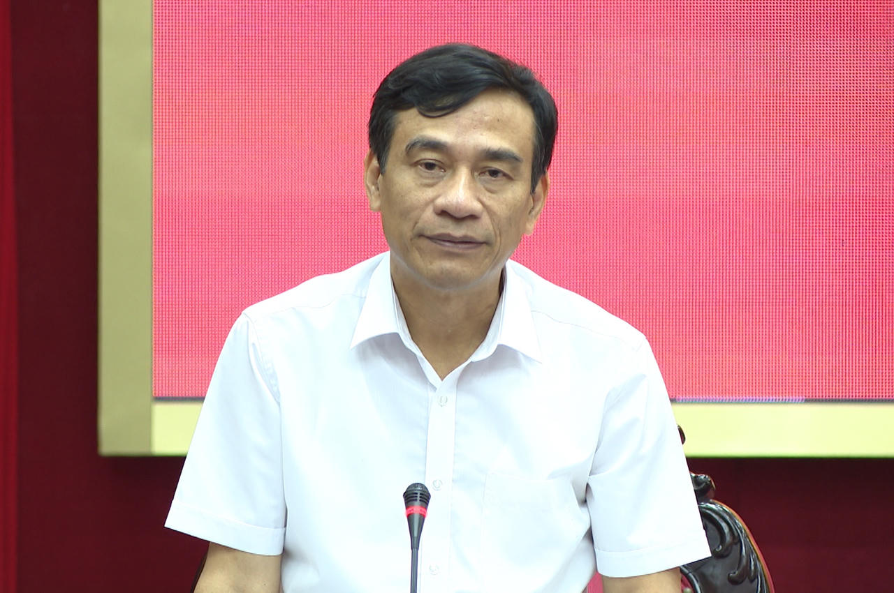 Điều động, bổ nhiệm cán bộ cao cấp