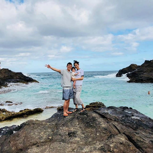 Hạnh phúc bình dị của Trần Quán Hy sau một thời gây ồn ào với scandal sex.