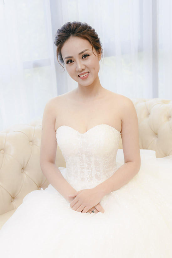 Theo lời Công Lý, bạn gái kém anh 15 tuổi. Điều khiến danh hài ngày càng yêu thương Ngọc Hà, đó chính là sự tồ tẹt, hồn nhiên.