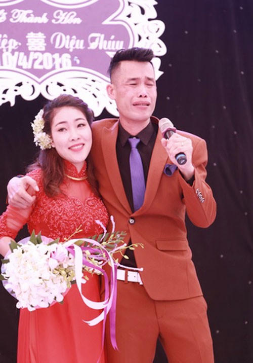 hiep ga bi vo 3 kem 11 tuoi to "quyt no" tram trieu, xe giay khai sinh con hinh anh 3