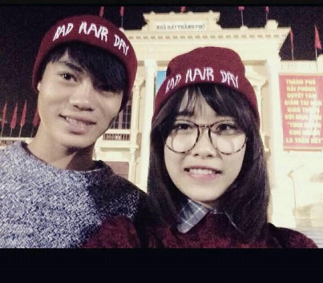 Cả Văn Toàn và Trang Nhung đều khá kín tiếng và không thể hiện tình cảm trên facebook, tuy nhiên cả hai nhận được sự ủng hộ của đông đảo người hâm mộ.