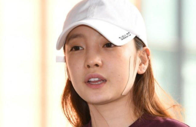 Ca sĩ, diễn viên Goo Hara.