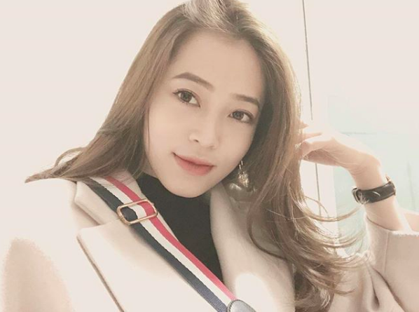 Vẻ đẹp hiện đại của Bùi Phương Nga.