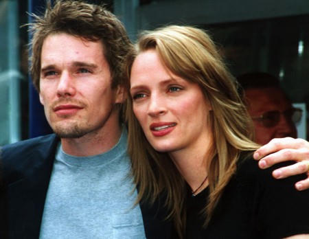 Sau khi đóng chung trong bộ phim “Gattaca” hồi năm 1997, Uma Thurman và Ethan Hawke đã yêu nhau từ trong phim cho tới ngoài đời. Tháng 5/1998, cặp sao đã tổ chức một đám cưới trong mơ để rồi cuộc hôn nhân hạnh phúc này đột ngột tan vỡ vào năm 2005, khi Ethan Hawke ngoại tình với chính bảo mẫu của gia đình.
