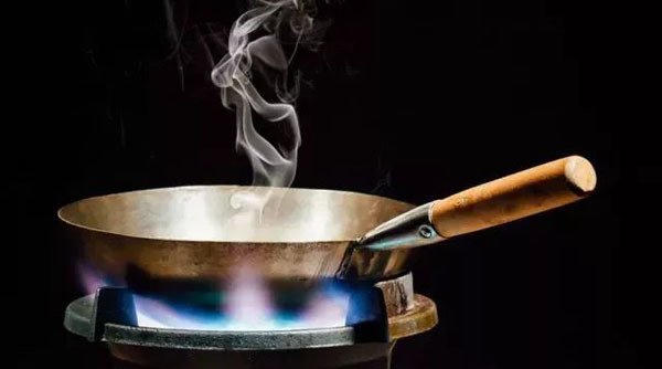 5 thói quen nấu nướng gây ung thư, 90% người Việt đang mắc phải