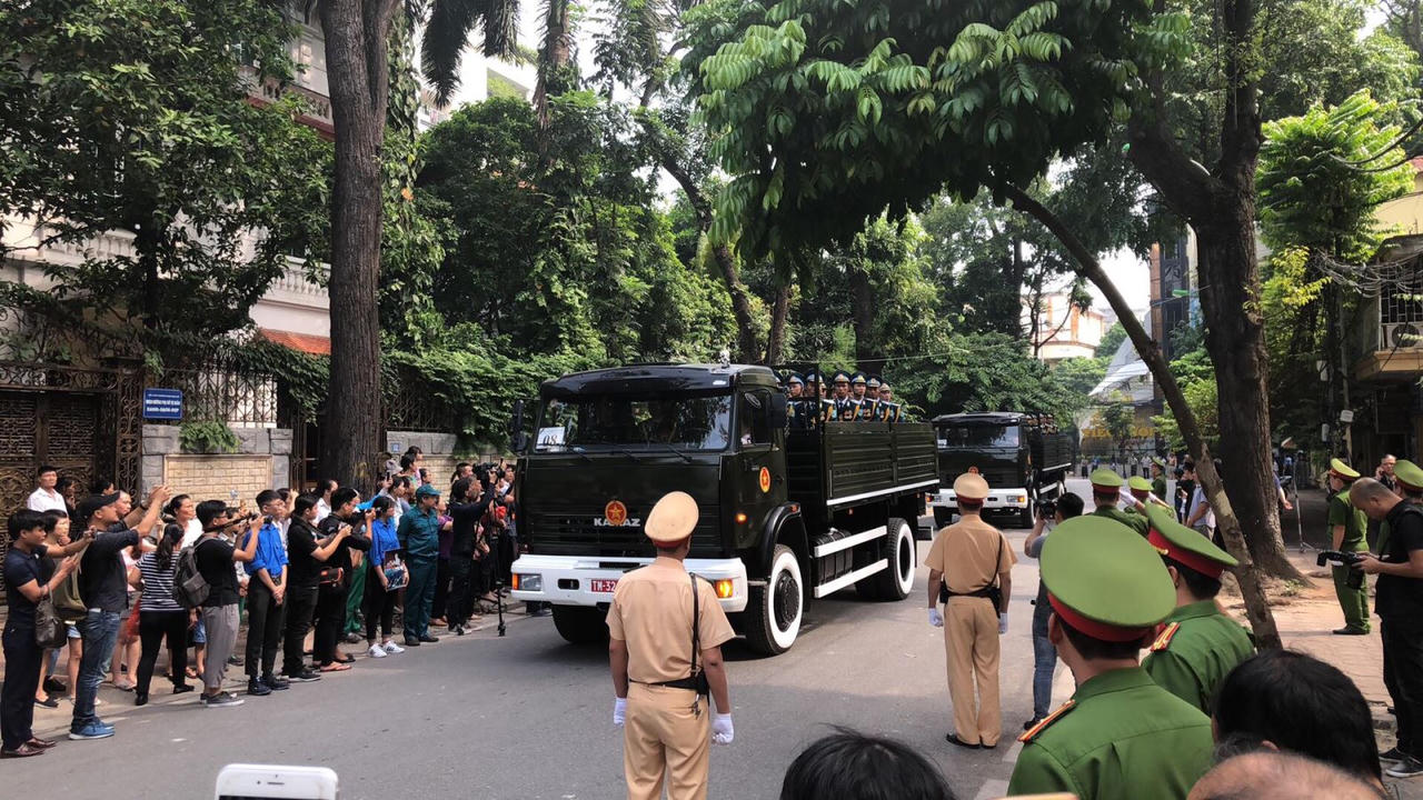 Long trọng tiễn biệt cố Tổng Bí thư Đỗ Mười về nơi an giấc ngàn thu...