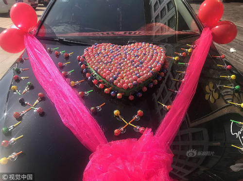 Chiếc xe hoa đặc biệt. Ảnh: Sina.