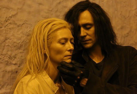 Chuyện hậu trường hấp dẫn hơn phim 'cài cắm' trên màn ảnh Hollywood