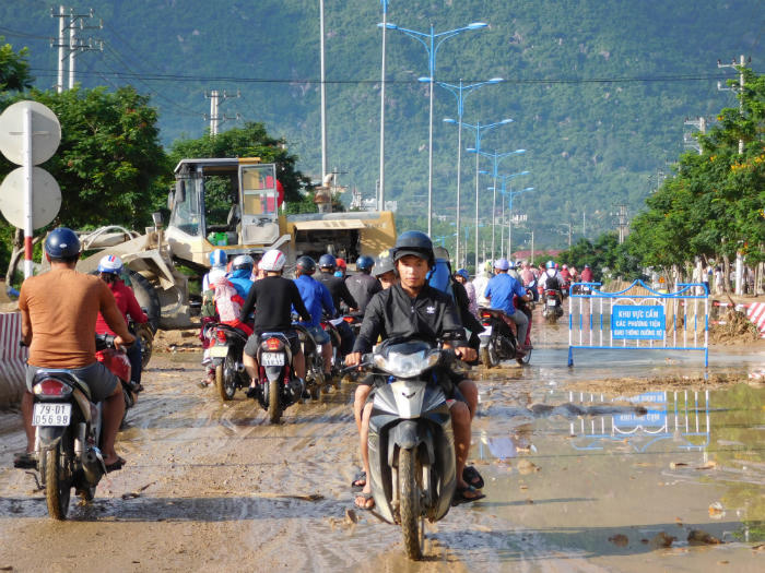 14 người chết, 25 người bị thương do mưa lũ ở Nha Trang