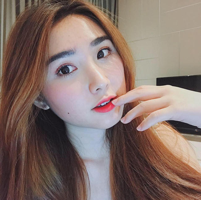 dung nhan hap dan cua "ban gai tin don" thu mon bui tien dung hinh anh 14