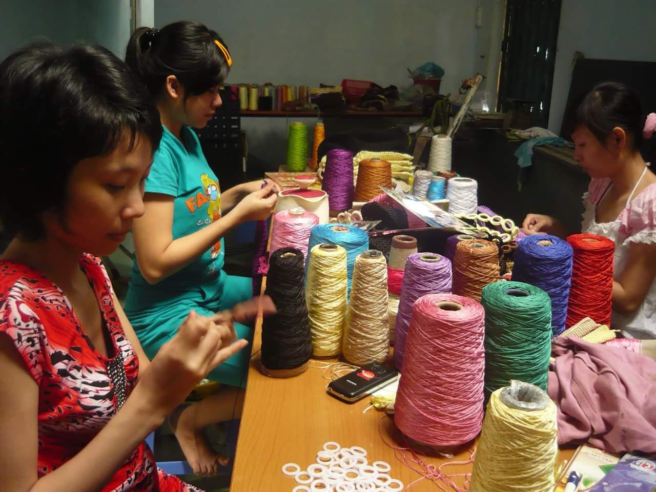 Người phụ nữ 12 năm truyền nghề miễn phí cho người khuyết tật