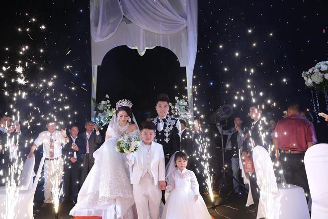 dam cuoi 'khung' 4 ty o thai nguyen: bat ngo ve co dau va chu re hinh anh 4