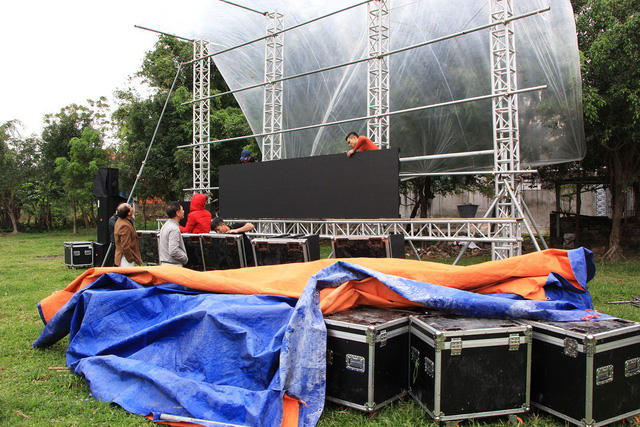 Dựng rạp, mổ lợn xem chung kết AFF cup tại nhà Văn Đức, Quang Hải