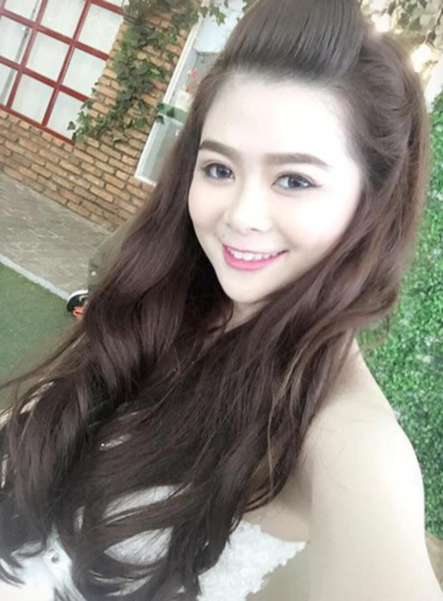 Nhan sắc bạn gái tuyển thủ Đức Huy