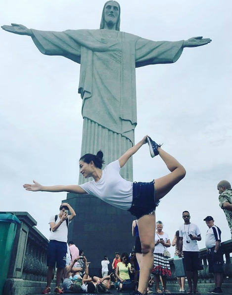 Đo độ nóng bỏng bóng hồng bên cạnh HLV thể lực mới của đội tuyển Việt Nam - Ảnh 10.