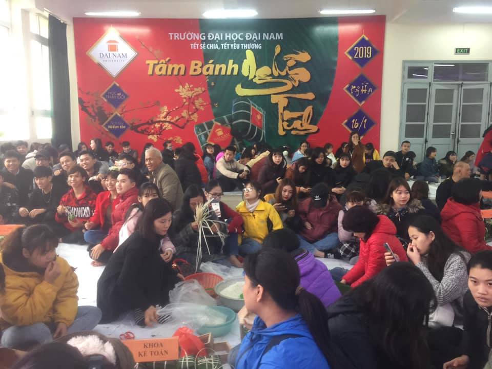 Hơn 10.000 'tấm bánh nghĩa tình' trường Đại Nam trao cho người khó khăn