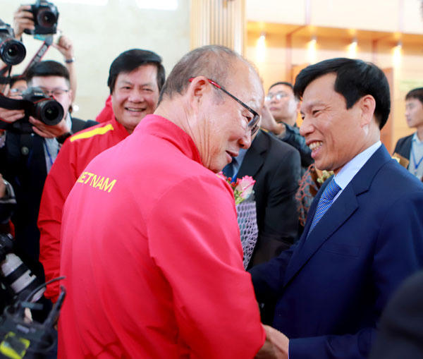 'Giờ thì cả châu Á đã biết tới Bóng đá Việt Nam'