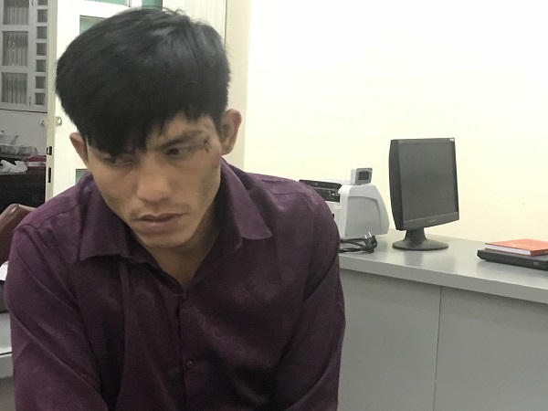 Hình ảnh hiện trường nghi phạm phi tang công cụ cướp 2,2 tỷ của trạm thu phí