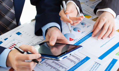 Top 5 ngành nghề khát nhân sự với mức lương hàng nghìn USD