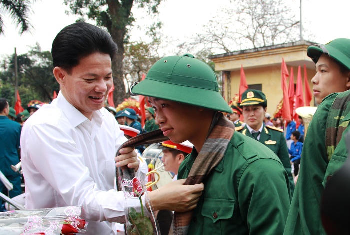 Ấn tượng cảnh trai Hà Nội náo nức lên đường nhập ngũ