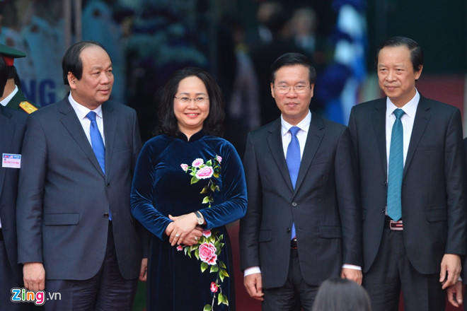 Ông Kim Jong Un lên tàu về Triều Tiên  