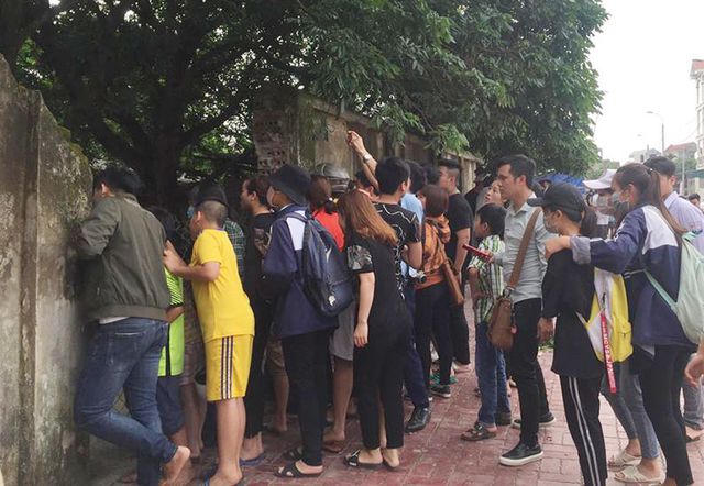 Công an bắt đàn chó cắn tử vong bé trai 7 tuổi - 4