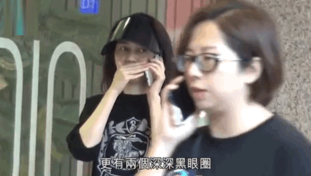 Mỹ nhân U50 - Hồng Hân phờ phạc, suy sụp vì scandal ngoại tình của chồng trẻ - 3 Mỹ nhân U50 - Hồng Hân phờ phạc, suy sụp vì scandal ngoại tình của chồng trẻ - 3