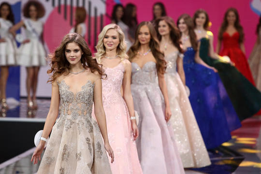 Cận cảnh nhan sắc ngọt ngào của tân Hoa hậu Nga - Ảnh 4.