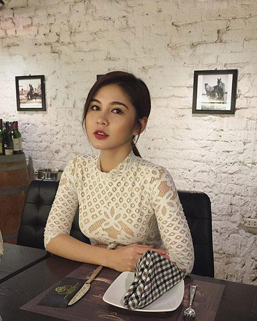 nu mc dong "nguoi phan xu" tung xuat hien ben hlv park gio ra sao? hinh anh 1