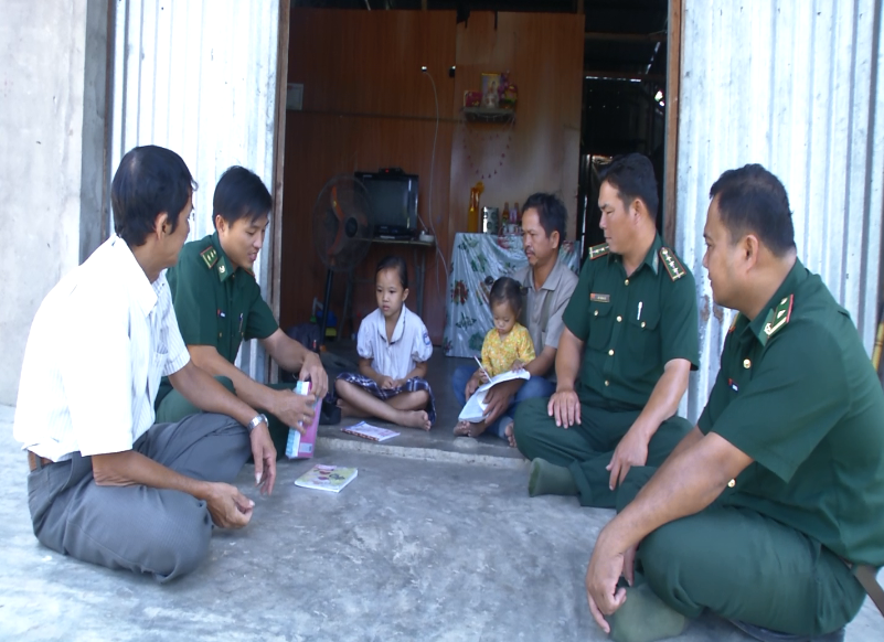 Ấm áp nghĩa tình quân dân Bộ Đội Biên phòng tỉnh Kiên Giang