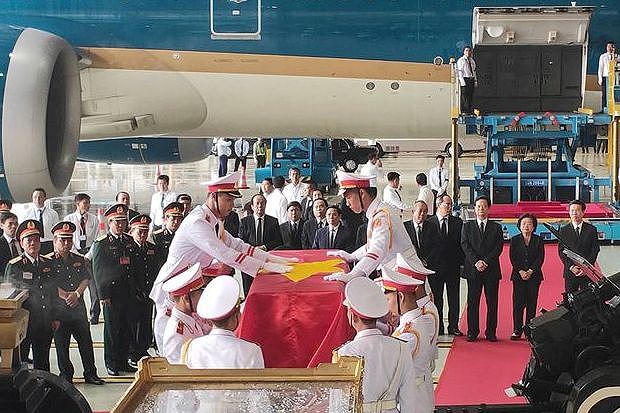 Nguyên Chủ tịch nước, Đại tướng Lê Đức Anh về nơi an nghỉ cuối cùng