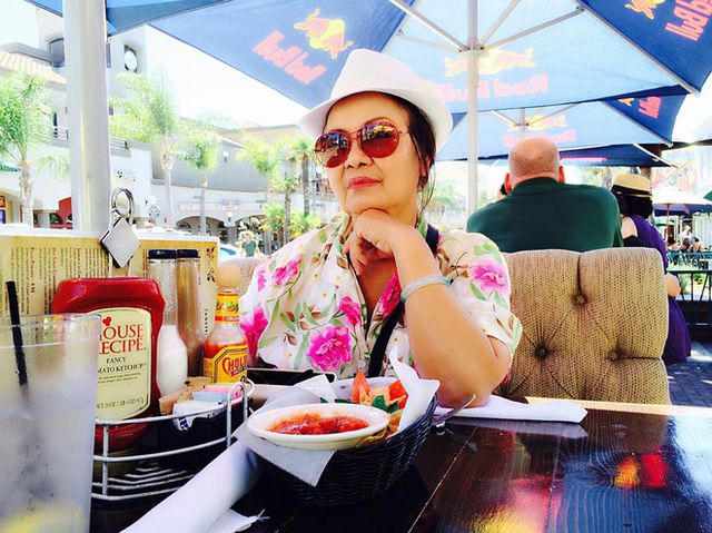 Tiết lộ về người mẹ nổi tiếng một thời của nam ca sĩ Bằng Kiều - 16