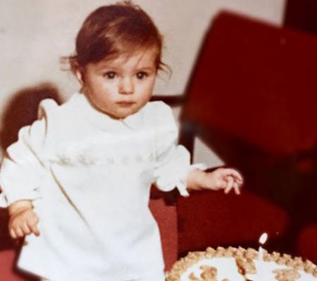 Melania đón sinh nhật một tuổi, ảnh được chia sẻ trên Instagram của chị gái. Ảnh: Australian.