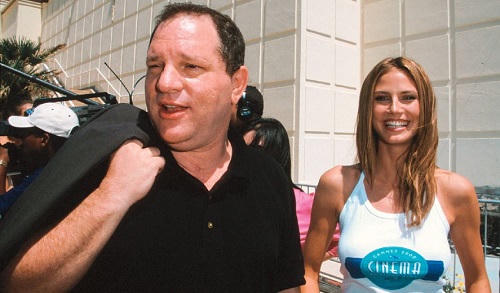 Harvey Weinstein và người mẫu Heidi Klum ở LHP Cannes năm 2000. Ảnh: Hollywood Reporter.