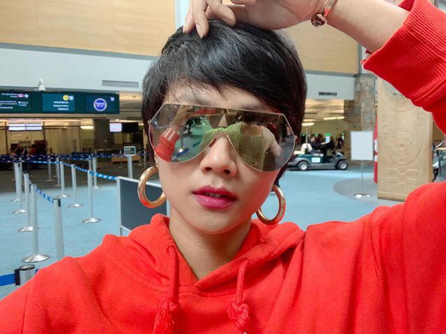 Sự thật khiến Hoa hậu HHen Niê đi... dép tổ ong - 1 Sự thật khiến Hoa hậu HHen Niê đi... dép tổ ong - 1