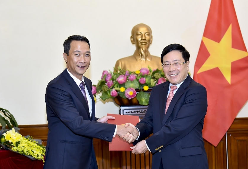 Bổ nhiệm mới loạt cán bộ ngành ngoại giao