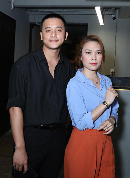 Mỹ Tâm bên Mai Tài Phến (trái) trong buổi tiệc tối 18/6. Ảnh: Maison de Bil.