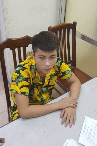 Suýt 'giam' đời con gái' trong quán karaoke vì đi theo 'bạn trai facebook'