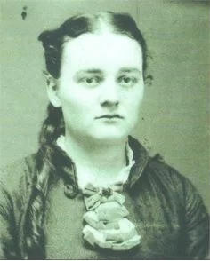 Kỳ lạ: Giàu có bậc nhất Mỹ, nữ đại gia không dám bỏ tiền chữa bệnh cho con