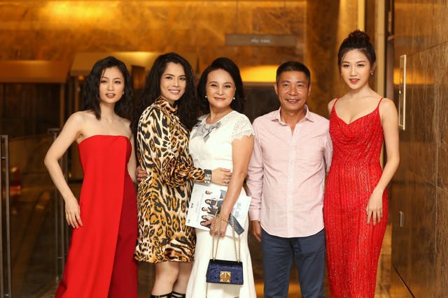 Khán giả muốn quên chị từ đây khi Kiều Thanh nhận là con giáp thứ 13 - Ảnh 2. Khán giả muốn quên chị từ đây khi Kiều Thanh nhận là con giáp thứ 13 - Ảnh 2.