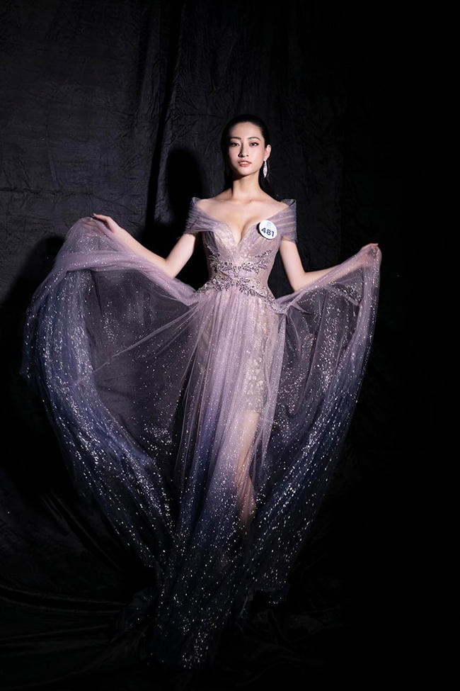 Lương Thùy Linh có hình thể nổi bật tại Hoa hậu Thế giới Việt Nam 2019.