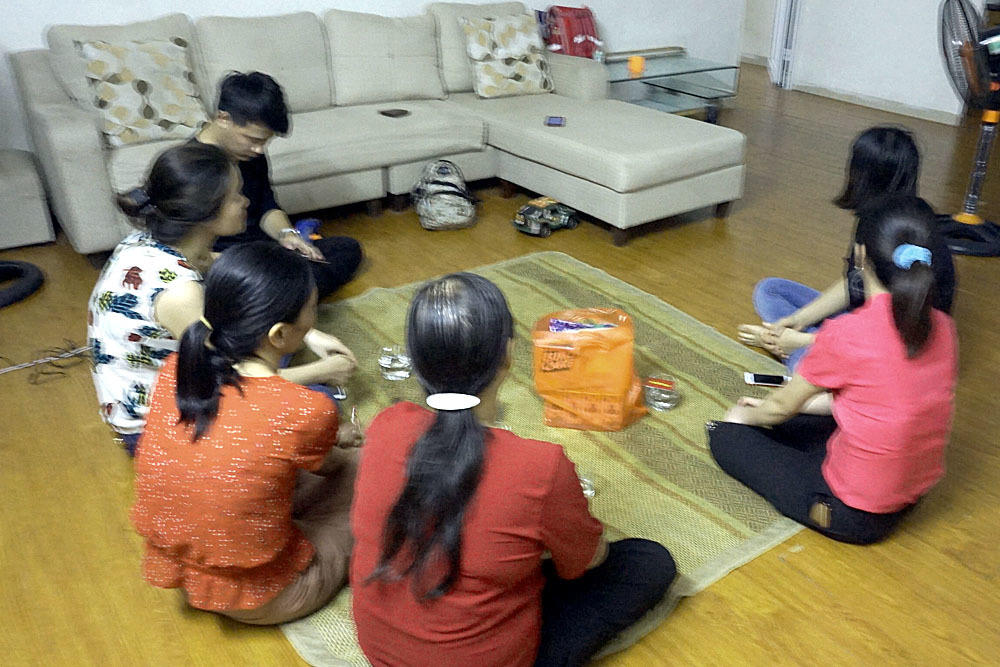 Bé gái 10 tuổi ở Hà Nội nghi bị dâm ô trong thang máy chung cư